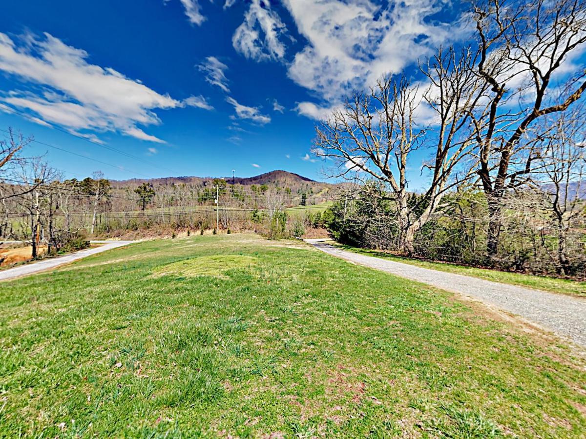 Weaverville Serenity Views Bungalow - Close To City And Parkway!ヴィラ エクステリア 写真